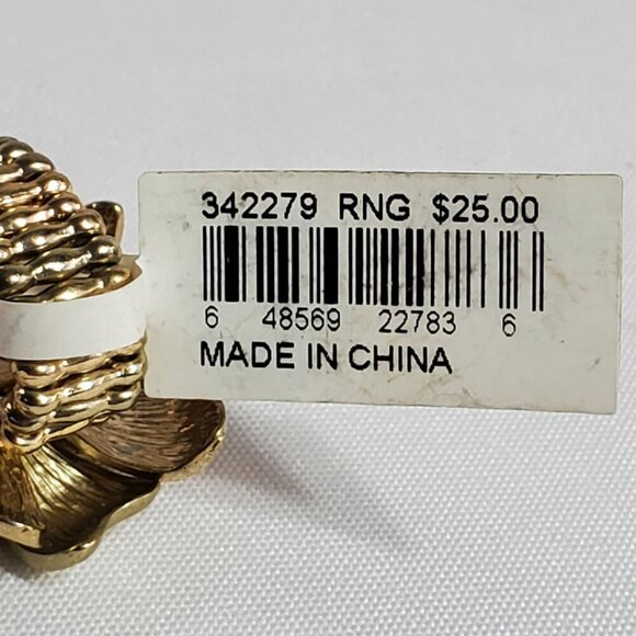 Gold Flower Adjustable Stretch Ring For Women NWT - Picture 2 of 10